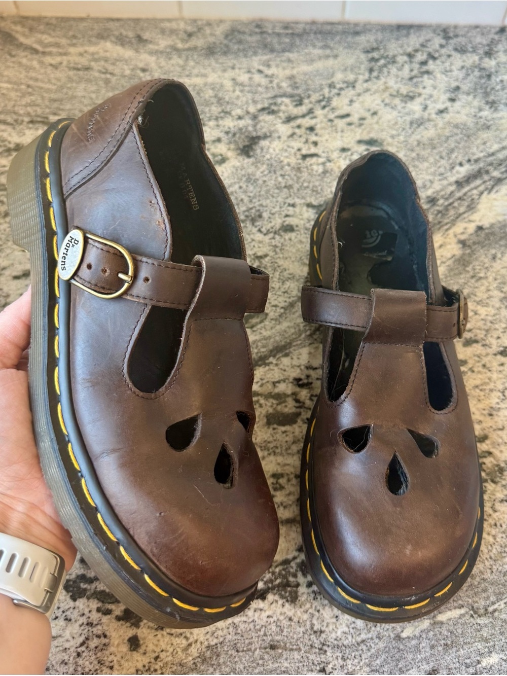 Vintage MIE Dr. Martens 8062 Teardrop Cutout T-Bat Mary Jane’s UK 5/US 7